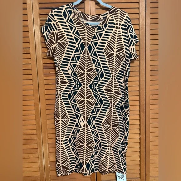 Brand new with tags Missing Polynesia tapa print fitted dress size 1x - Picture 1 of 4